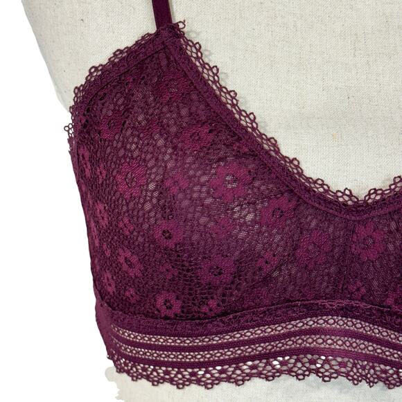 Victoria’s Secret Small Bralette Floral Lace Adjustable Straps Stretch Purple - Picture 2 of 9